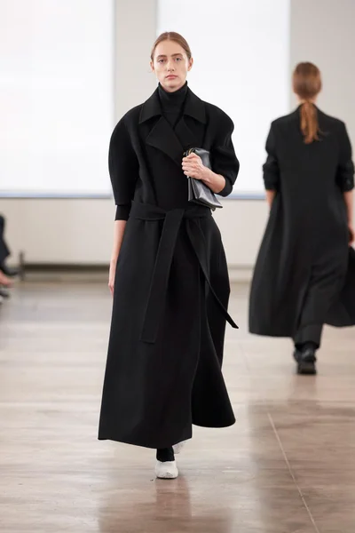Look 33